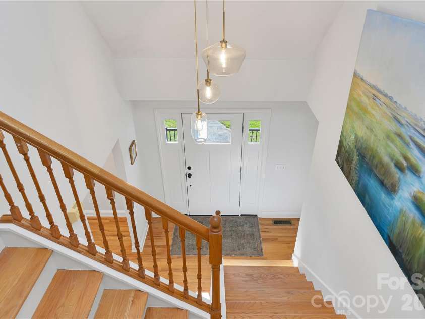 618 Windover Drive, Brevard, NC 28712.  MLS# CAR4425104, YatesRealty ID 55072. 