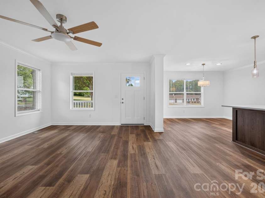 3898 Yarbrough Avenue, Winston Salem, NC 27106.  MLS# CAR4432082, YatesRealty ID 55073. 