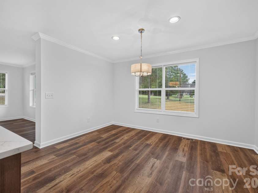 3898 Yarbrough Avenue, Winston Salem, NC 27106.  MLS# CAR4432082, YatesRealty ID 55073. 