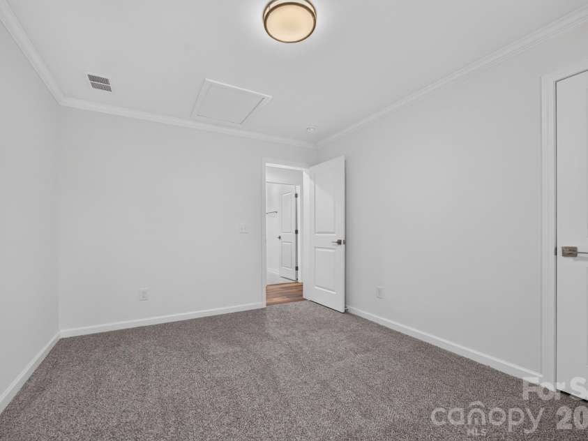 3898 Yarbrough Avenue, Winston Salem, NC 27106.  MLS# CAR4432082, YatesRealty ID 55073. 