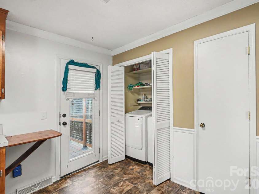 213 Cobblestone Lane, Concord, NC 28027.  MLS# CAR4429574, YatesRealty ID 55075. 