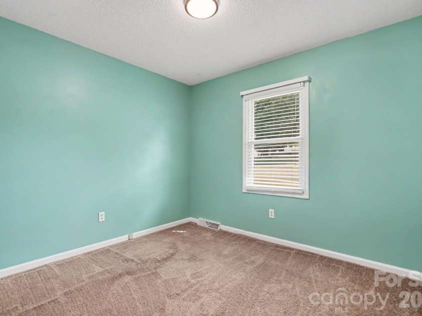 213 Cobblestone Lane, Concord, NC 28027.  MLS# CAR4429574, YatesRealty ID 55075. 