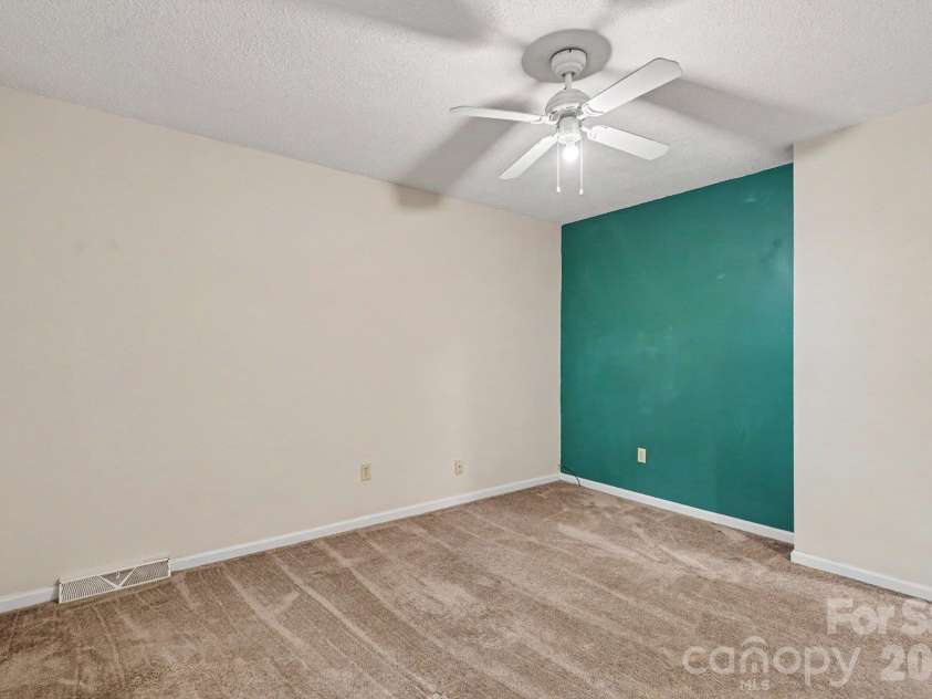 213 Cobblestone Lane, Concord, NC 28027.  MLS# CAR4429574, YatesRealty ID 55075. 