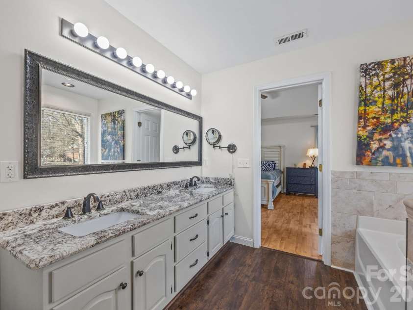646 Franklin Grove Drive, Mooresville, NC 28115.  MLS# CAR4355154, YatesRealty ID 5508. 