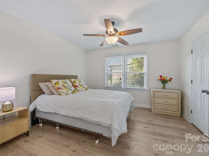646 Franklin Grove Drive, Mooresville, NC 28115.  MLS# CAR4355154, YatesRealty ID 5508. 