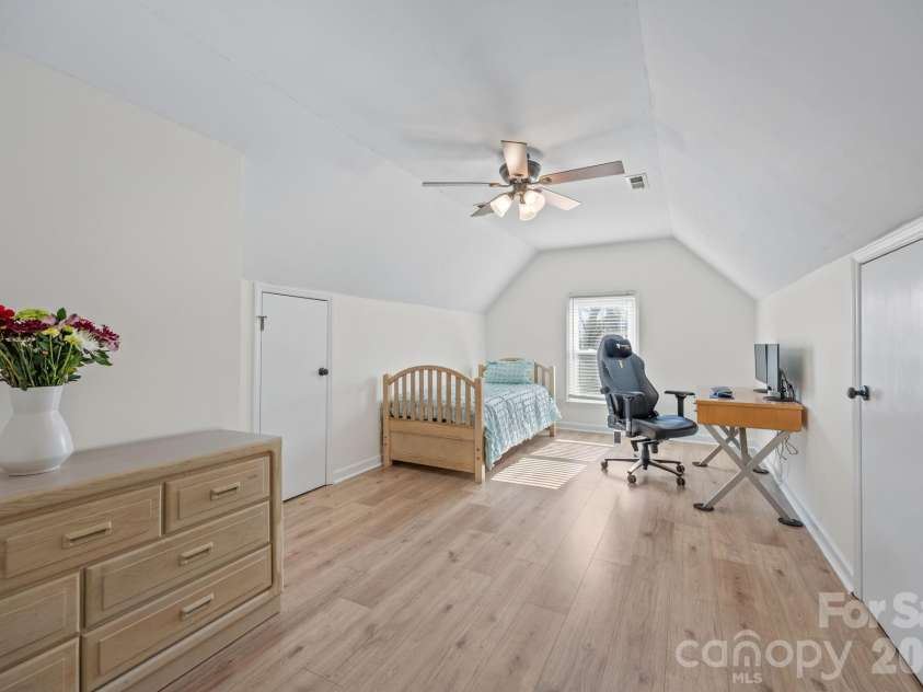 646 Franklin Grove Drive, Mooresville, NC 28115.  MLS# CAR4355154, YatesRealty ID 5508. 