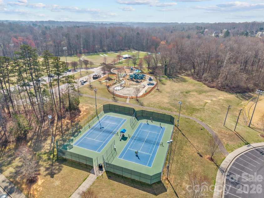 646 Franklin Grove Drive, Mooresville, NC 28115.  MLS# CAR4355154, YatesRealty ID 5508. 