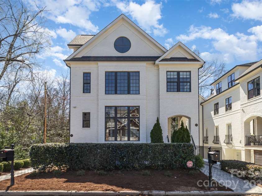 728 Brookside Avenue, Charlotte, NC 28203.  MLS# CAR4244332, YatesRealty ID 5508. 