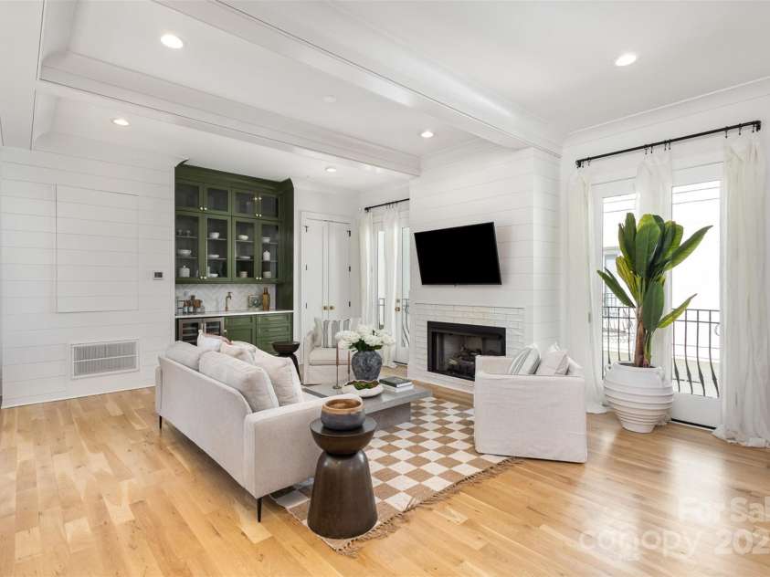 728 Brookside Avenue, Charlotte, NC 28203.  MLS# CAR4244332, YatesRealty ID 5508. 