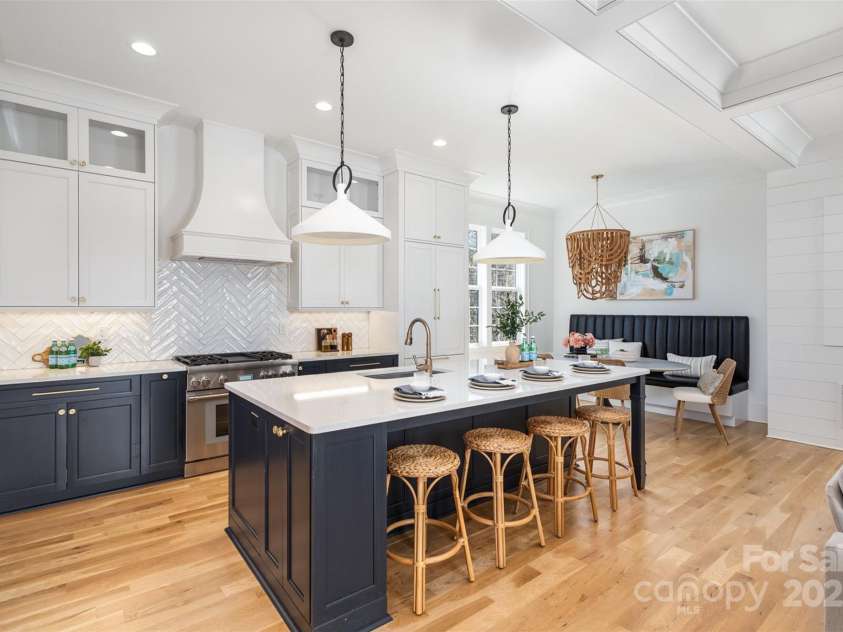 728 Brookside Avenue, Charlotte, NC 28203.  MLS# CAR4244332, YatesRealty ID 5508. 