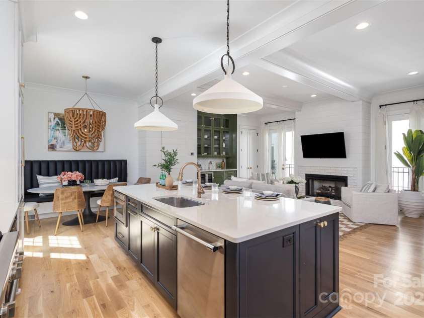 728 Brookside Avenue, Charlotte, NC 28203.  MLS# CAR4244332, YatesRealty ID 5508. 