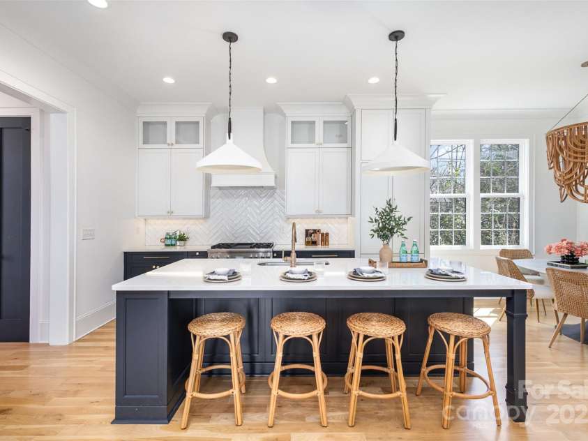 728 Brookside Avenue, Charlotte, NC 28203.  MLS# CAR4244332, YatesRealty ID 5508. 