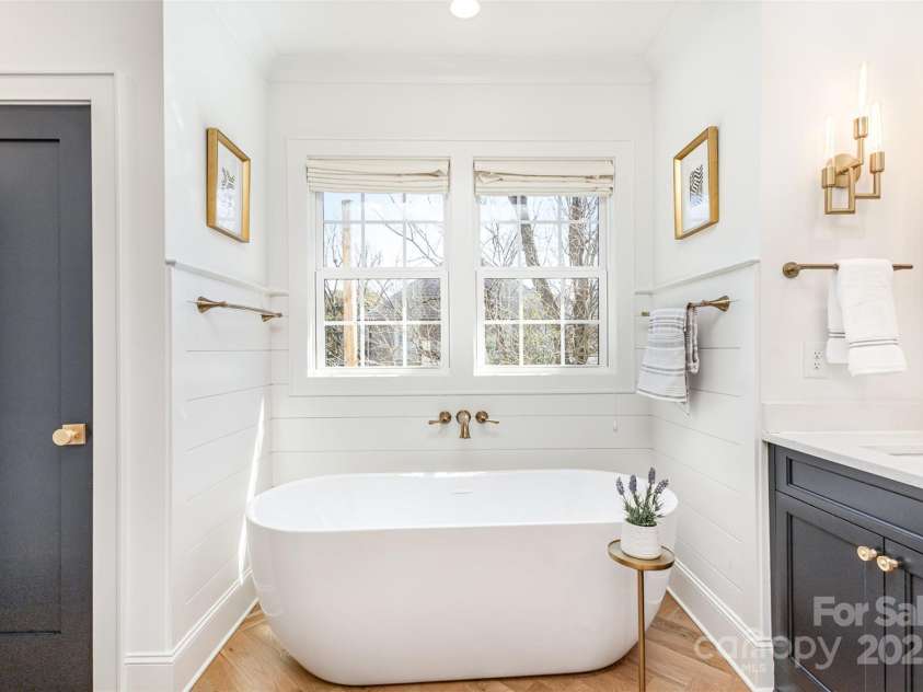 728 Brookside Avenue, Charlotte, NC 28203.  MLS# CAR4244332, YatesRealty ID 5508. 
