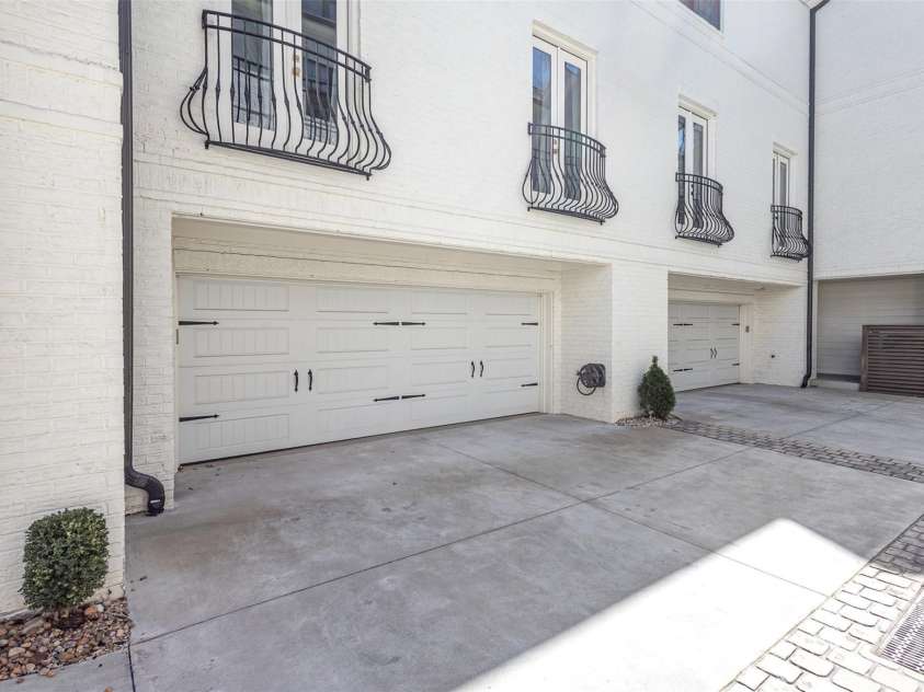 728 Brookside Avenue, Charlotte, NC 28203.  MLS# CAR4244332, YatesRealty ID 5508. 