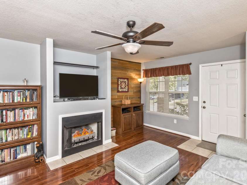 5 Lilac Fields Way, Arden, NC 28704.  MLS# CAR4425374, YatesRealty ID 55081. 
