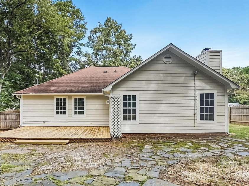 8105 Lighthouse Way, Indian Trail, NC 28079.  MLS# CAR4430537, YatesRealty ID 55084. 