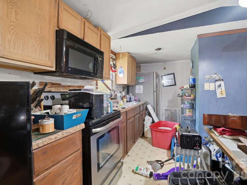 255 Dusty Lane, Marshall, NC 28753.  MLS# CAR4432122, YatesRealty ID 55085. 