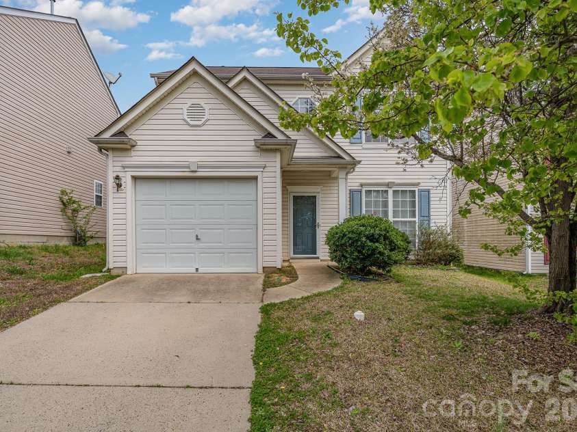1231 Joannas Court, Charlotte, NC 28214.  MLS# CAR4431861, YatesRealty ID 55089. 