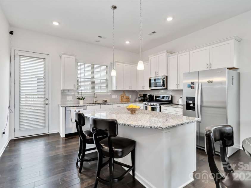 1129 Doveridge Street, Charlotte, NC 28273.  MLS# CAR4234394, YatesRealty ID 5509. 