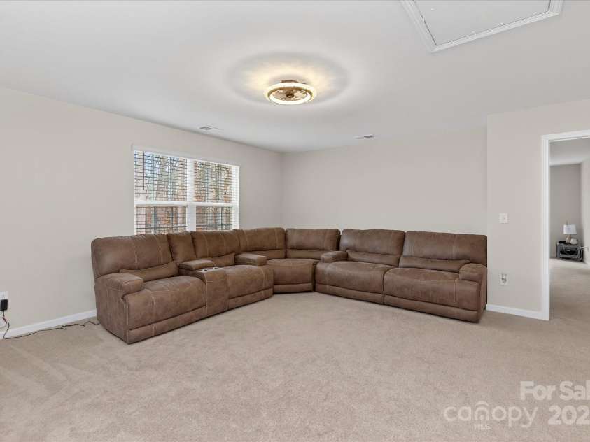 13017 Cinnamon Fern Lane, Mint Hill, NC 28227.  MLS# CAR4330864, YatesRealty ID 5509. 