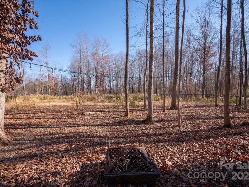 13017 Cinnamon Fern Lane, Mint Hill, NC 28227.  MLS# CAR4330864, YatesRealty ID 5509. 