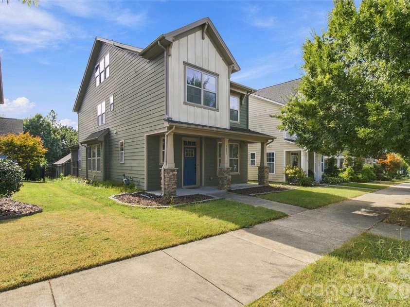1251 Badger Court, Charlotte, NC 28206.  MLS# CAR4432140, YatesRealty ID 55092. 