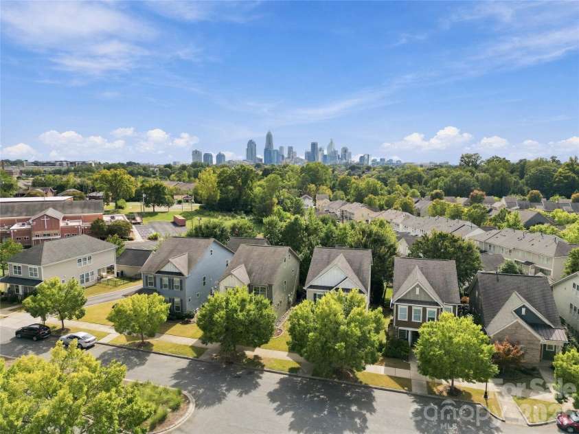 1251 Badger Court, Charlotte, NC 28206.  MLS# CAR4432140, YatesRealty ID 55092. 