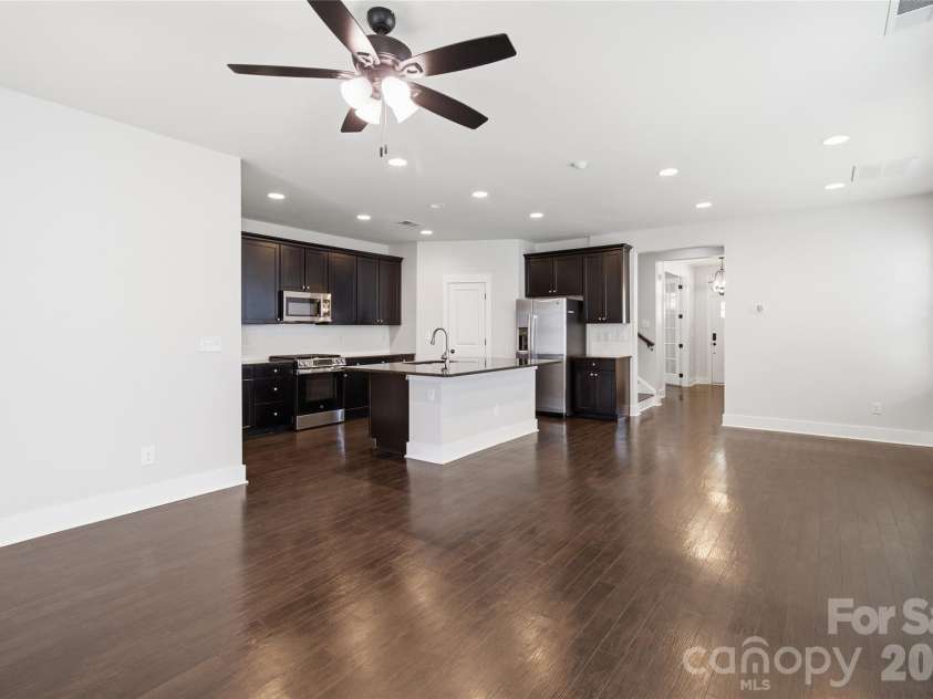 1251 Badger Court, Charlotte, NC 28206.  MLS# CAR4432140, YatesRealty ID 55092. 