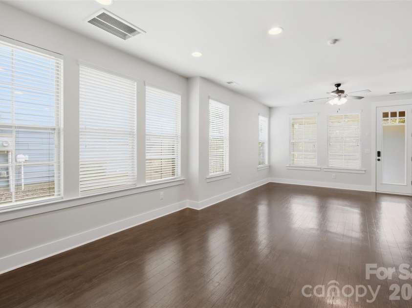 1251 Badger Court, Charlotte, NC 28206.  MLS# CAR4432140, YatesRealty ID 55092. 