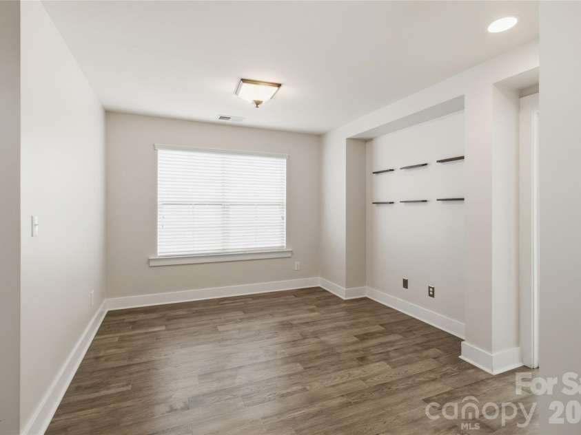 1251 Badger Court, Charlotte, NC 28206.  MLS# CAR4432140, YatesRealty ID 55092. 