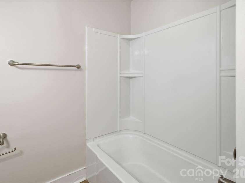 1251 Badger Court, Charlotte, NC 28206.  MLS# CAR4432140, YatesRealty ID 55092. 
