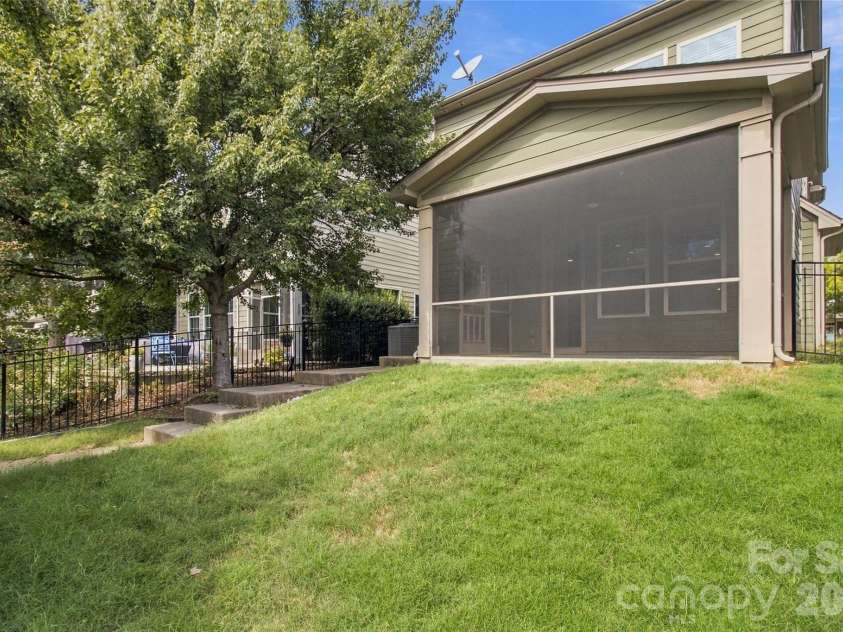 1251 Badger Court, Charlotte, NC 28206.  MLS# CAR4432140, YatesRealty ID 55092. 