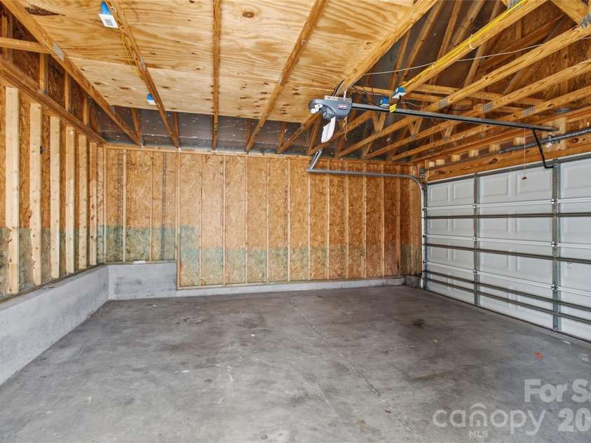 1251 Badger Court, Charlotte, NC 28206.  MLS# CAR4432140, YatesRealty ID 55092. 