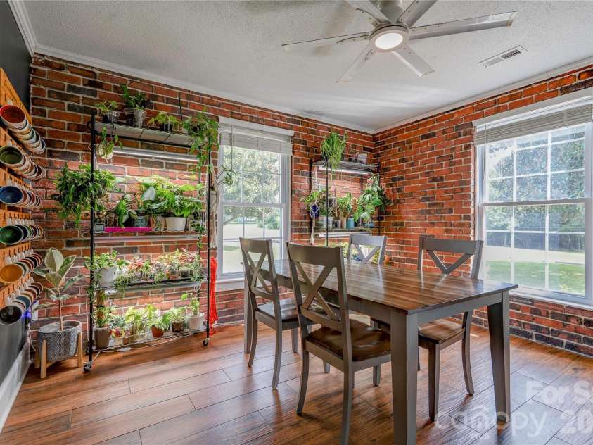 129 Church View Drive, Lawndale, NC 28090.  MLS# CAR4431731, YatesRealty ID 55093. Breakfast Room