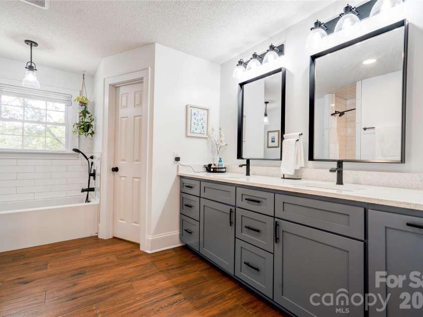 129 Church View Drive, Lawndale, NC 28090.  MLS# CAR4431731, YatesRealty ID 55093. Primary Bathroom