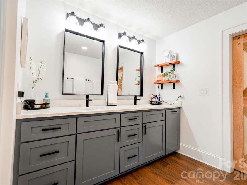 129 Church View Drive, Lawndale, NC 28090.  MLS# CAR4431731, YatesRealty ID 55093. Primary Bathroom