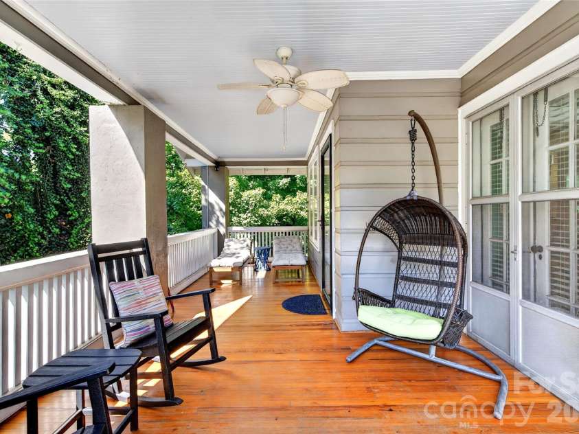 26 Hillside Drive, Marion, NC 28752.  MLS# CAR4430490, YatesRealty ID 55094. 