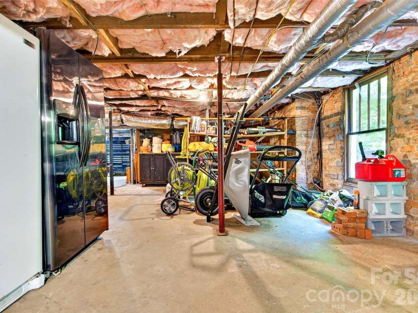26 Hillside Drive, Marion, NC 28752.  MLS# CAR4430490, YatesRealty ID 55094. 