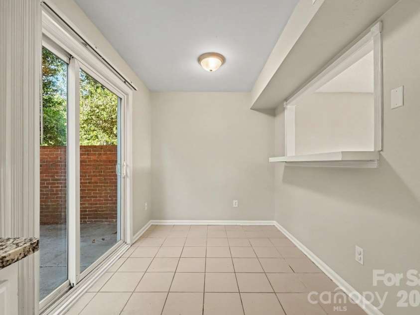 11059 Hunter trail Lane, Charlotte, NC 28226.  MLS# CAR4429978, YatesRealty ID 55095. 