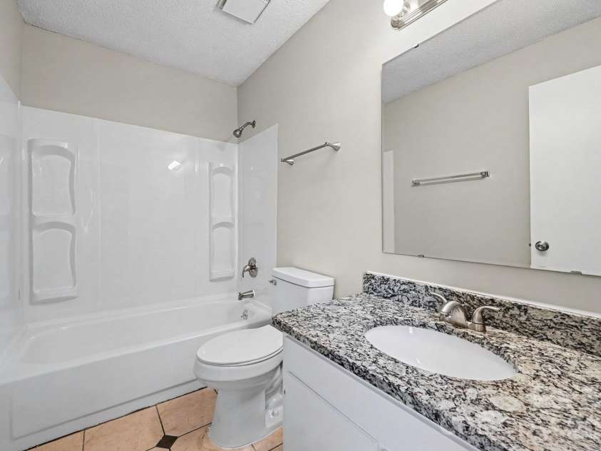 11059 Hunter trail Lane, Charlotte, NC 28226.  MLS# CAR4429978, YatesRealty ID 55095. 