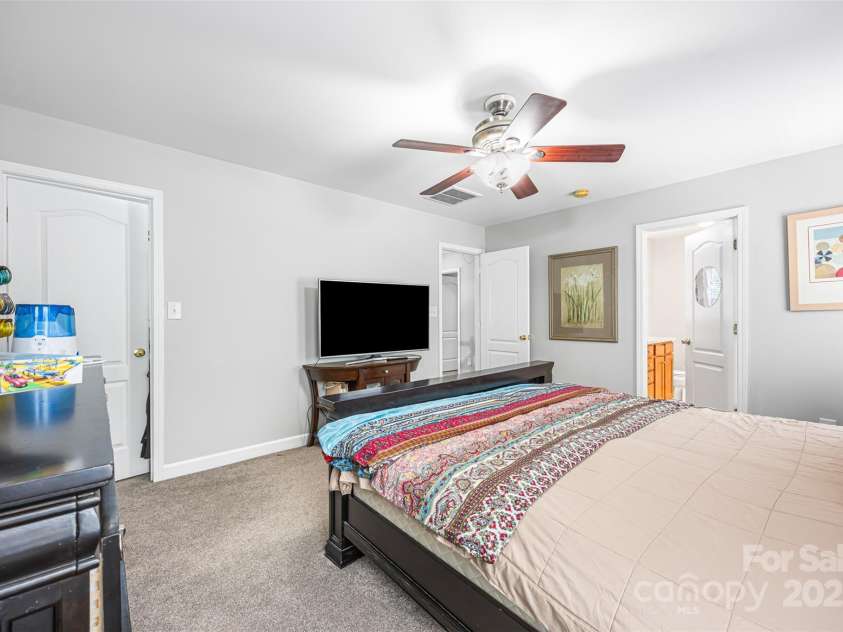 1903 Dundalk Road, Charlotte, NC 28270.  MLS# CAR4294754, YatesRealty ID 551. 