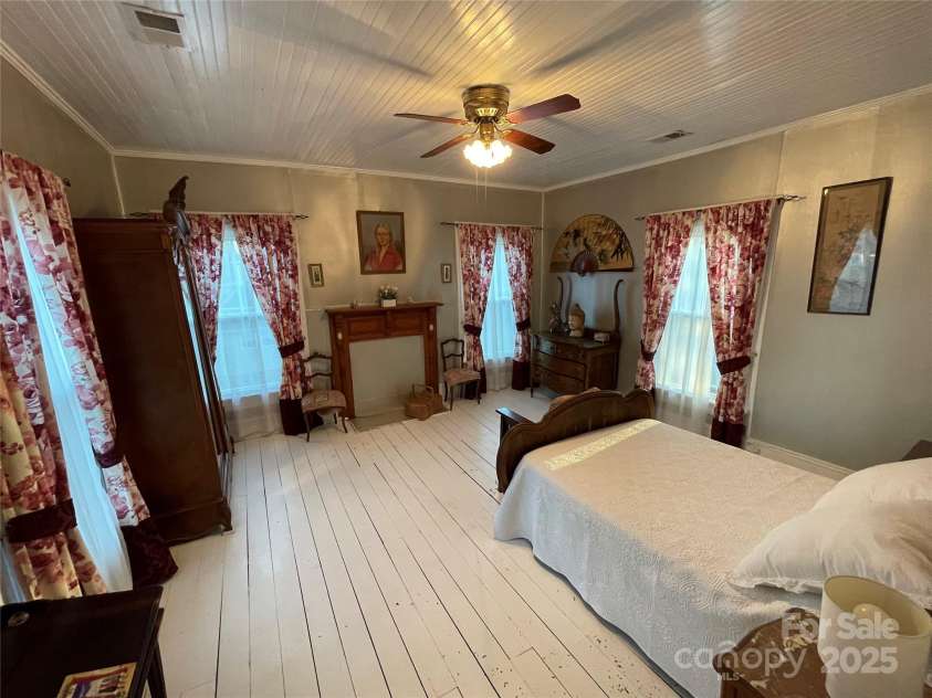 801 3rd Street, Spencer, NC 28159.  MLS# CAR4238622, YatesRealty ID 5510. Bedroom 3 has marvelous natural light with windows on 3 walls!