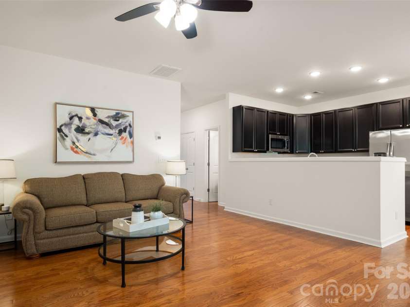 13611 Browhill Lane, Charlotte, NC 28278.  MLS# CAR4431970, YatesRealty ID 55100. 