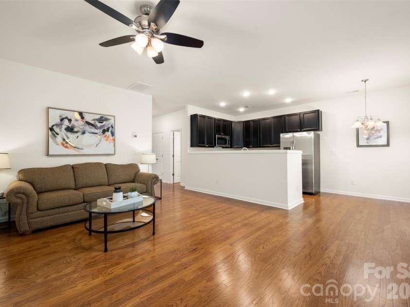 13611 Browhill Lane, Charlotte, NC 28278.  MLS# CAR4431970, YatesRealty ID 55100. 