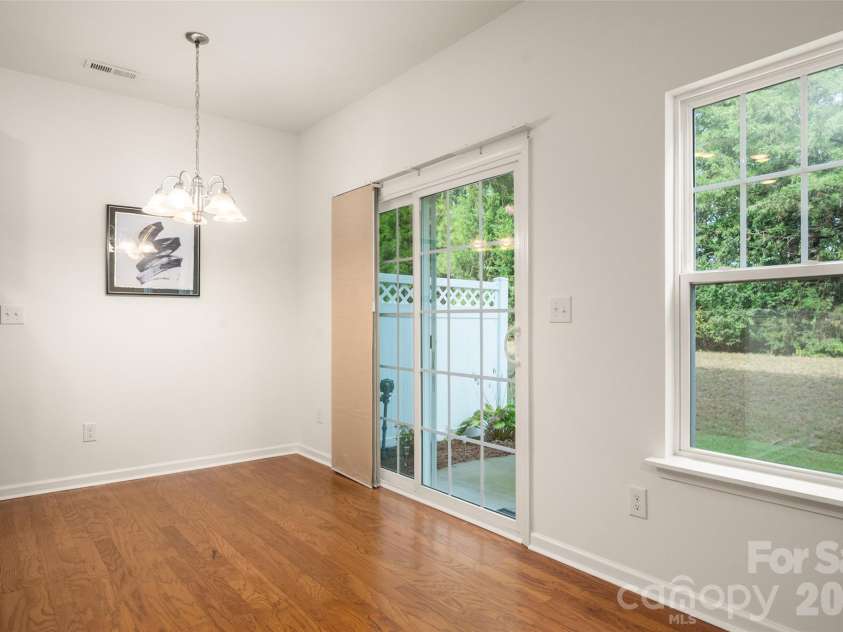13611 Browhill Lane, Charlotte, NC 28278.  MLS# CAR4431970, YatesRealty ID 55100. 