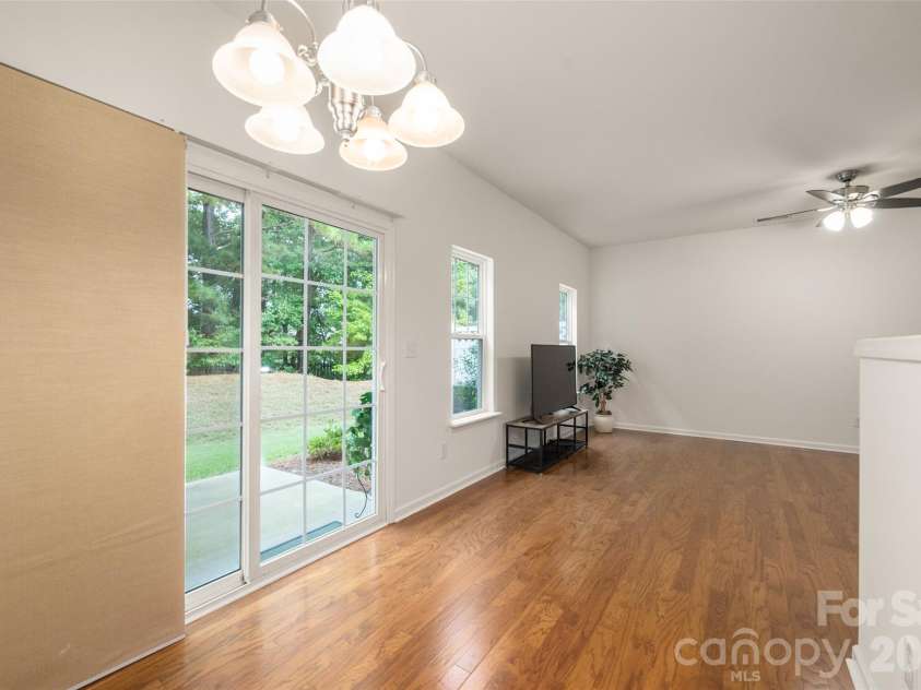 13611 Browhill Lane, Charlotte, NC 28278.  MLS# CAR4431970, YatesRealty ID 55100. 