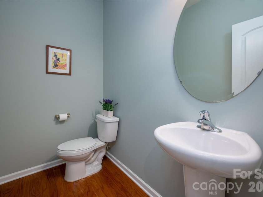 13611 Browhill Lane, Charlotte, NC 28278.  MLS# CAR4431970, YatesRealty ID 55100. 