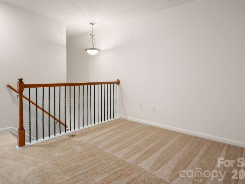 13611 Browhill Lane, Charlotte, NC 28278.  MLS# CAR4431970, YatesRealty ID 55100. 