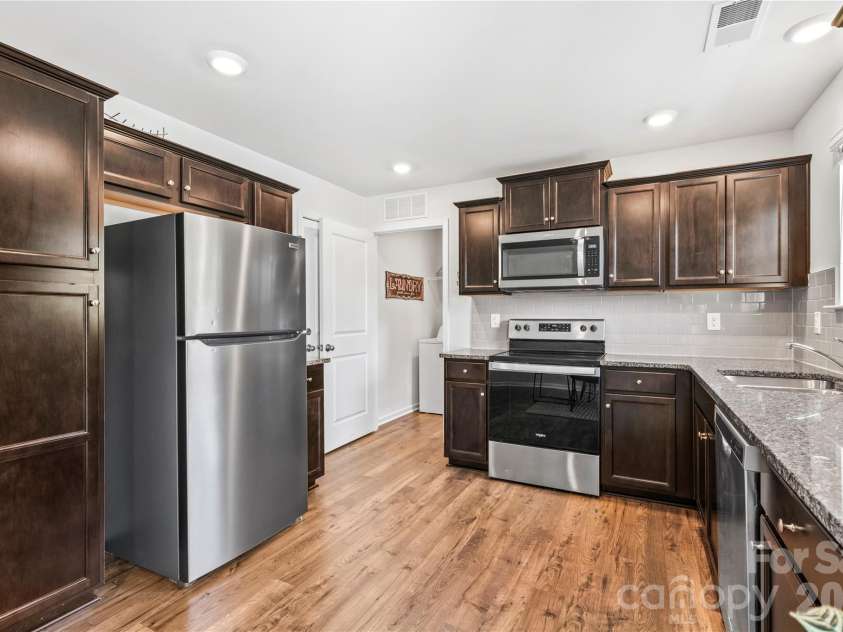 31 Benedict Lane, Weaverville, NC 28787.  MLS# CAR4431212, YatesRealty ID 55101. 