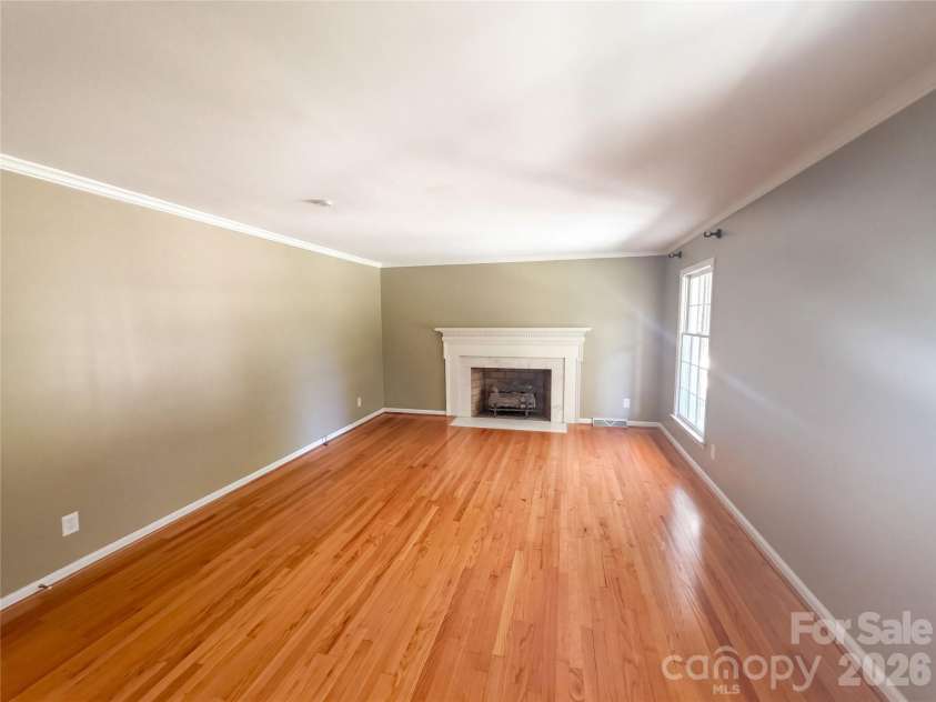 3309 Gardner Park Drive, Gastonia, NC 28054.  MLS# CAR4432163, YatesRealty ID 55102. 